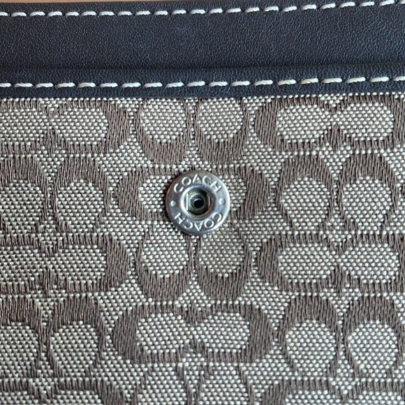 Coach Hamptons Mini Wallet, Classic Brown, Leather & Signature Canvas - Picture 9 of 9